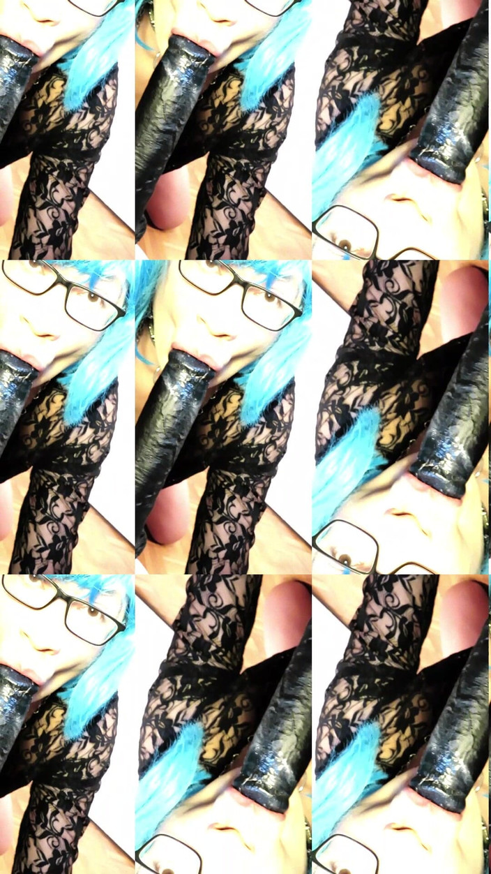 kandiKane: Brazilian Trans Bombshell Kandi Kane Sucks 15" Massive Big Black Cock...
