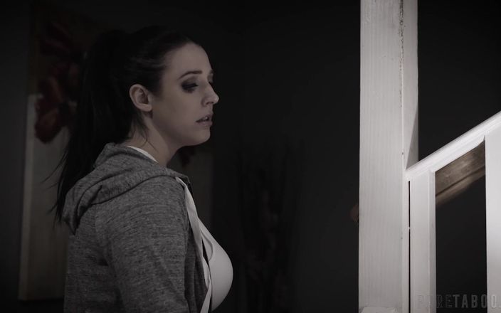 Pure Taboo: Ren tabu Angela White får reda på att hennes man...