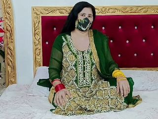Raju Indian porn: Bella sposa pakistana masturbazione in abito da sposa con chiaro...