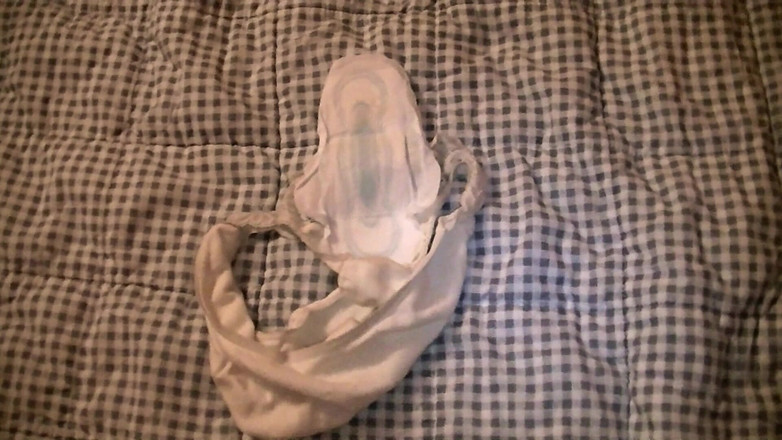 Mark Hannes: Madrastra en bragas jorobas, masturbación