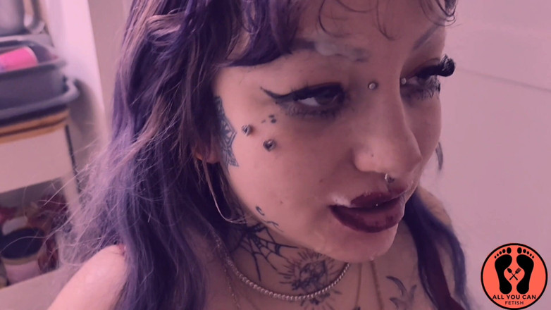 All You Can Fetish: Gruby wytrysk na twarz Goth pulchna dziewczyna