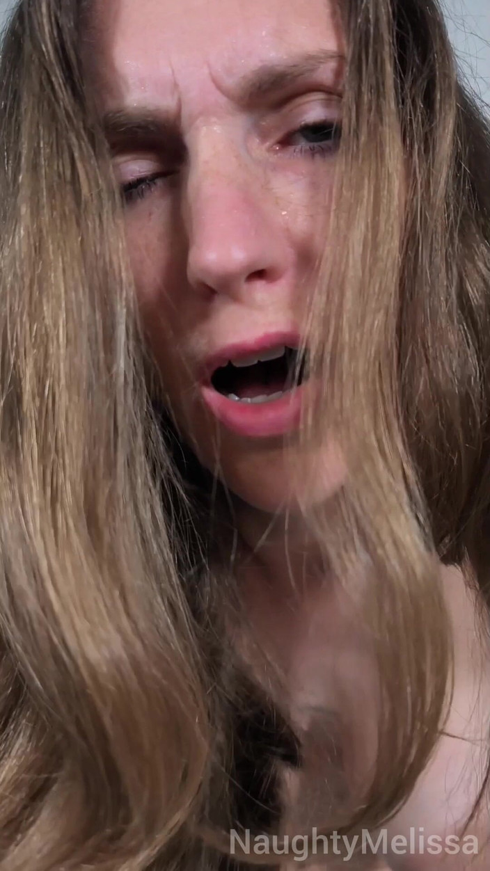Naughty Melissa: Provocazione lento da dietro solo per te, ora per tutti