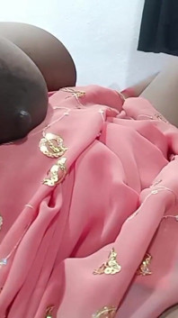 Tamil esposa diversão sexo em suas irmãs marido duro buceta fodendo
