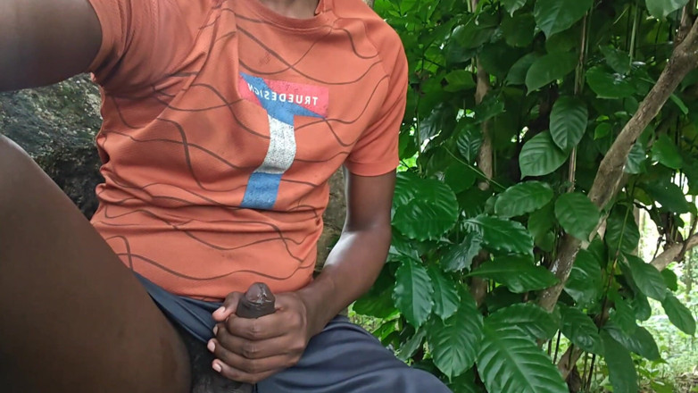 Charmer1999: Outdoor Jerking and Balls Play