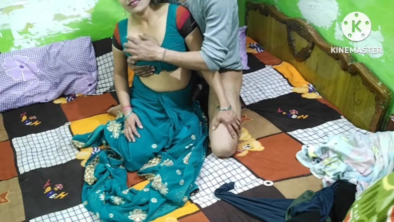 Saxesageth: Seksi ev hanımı