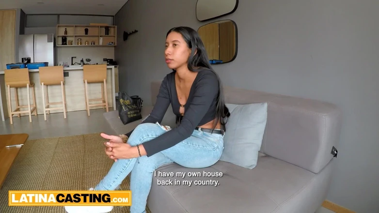Latina Casting: Amatör latin Amerikalı yapımcı tarafından sikiliyor ve döl yutuyor!