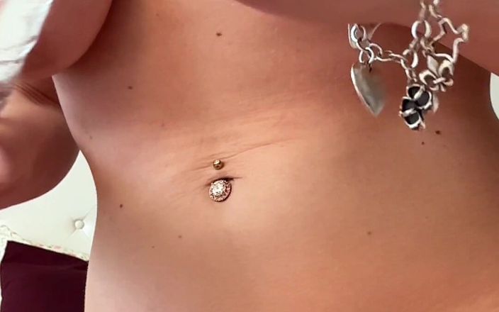 SavvyStar: Lezione di anatomia con la matrigna