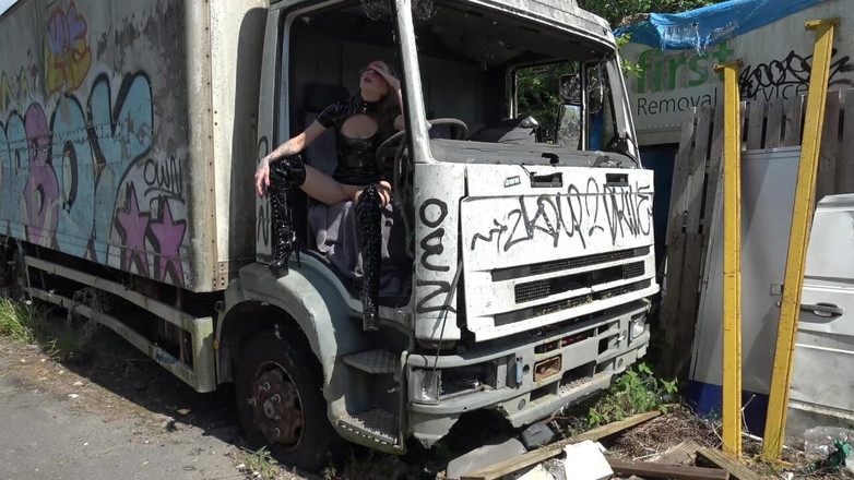 Lady boss: Prove - adorazione dello stivale