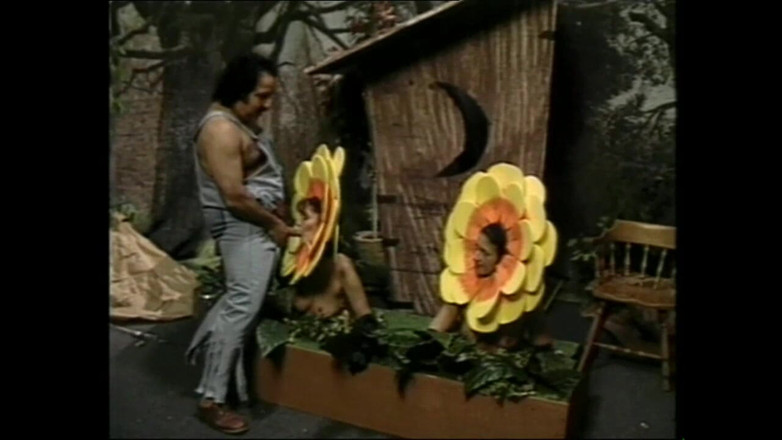 MCG Empire: Pendebungaan sperma