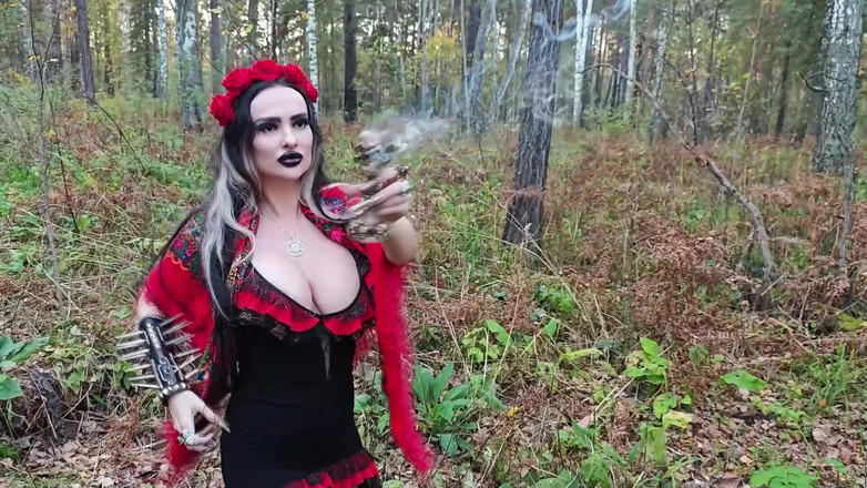 Princess18_: Penyihir hutan ngasih ritual, menggoda pria ini dan ngentot dia...