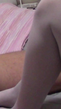 MILF Footjob and Cumshot on Pantyhose