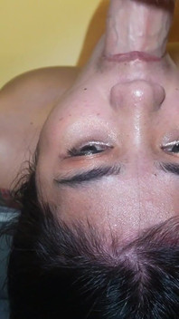 第一部分/第二部分 亚洲自由荡妇放荡，深喉流口水，肛门双重插入，假阳具含尽一切