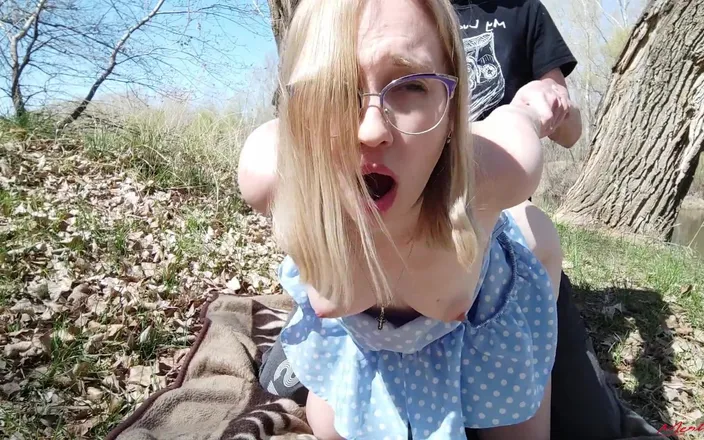 Meri-Mouse: Cutie Meri Picnic Ended with Sex and Hot Cum on...