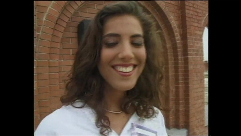 Deutschland porn: A Beautiful Young Horny Is Enjoying Sucking a Big Cock...