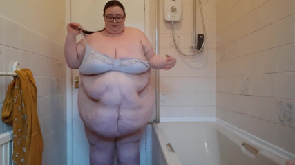 SSBBWLadyBrads: SSBBW too fat to fuck riding dildo fail