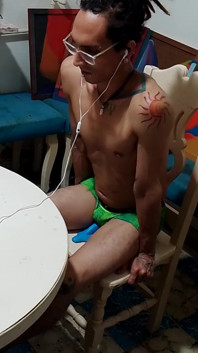 Wiggle on the Dildo: Raba Erre Elle