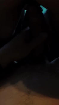 Les Gros Seins De Marsha May Rebondissent Pendant Que Jerry Lèche Sa Chatte Poilue