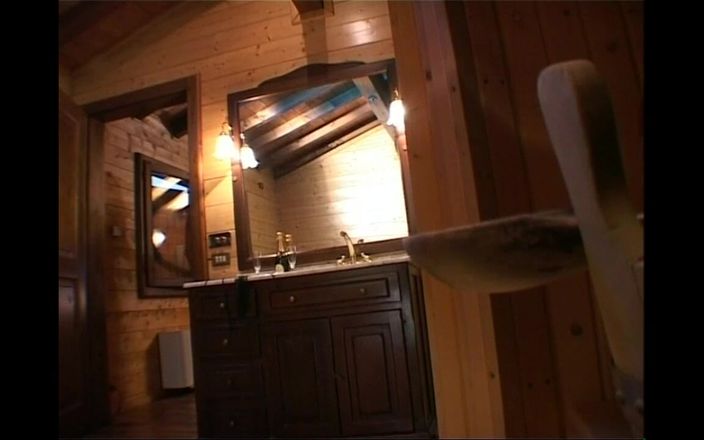 Nasty LADYBOY: All der schönste ausländische trans-MILf-arsch von riesigen schwänzen gefickt (kompletter film)