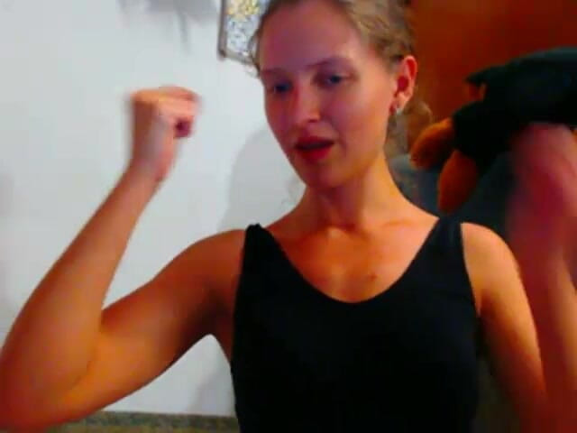 AnnaNotIdealAngel: Biceps Fetish) I show my strong biceps pumped up in...