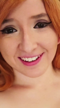 가젯은 팬에게 많은 정액을 주는 데 도움이 됩니다.