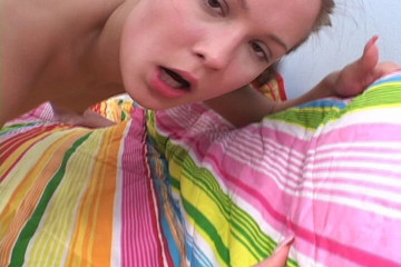 Nikky Thorne's Amateur Teen Casting: Tatlı genç amatör ilk kez seçmeler - Bic_34