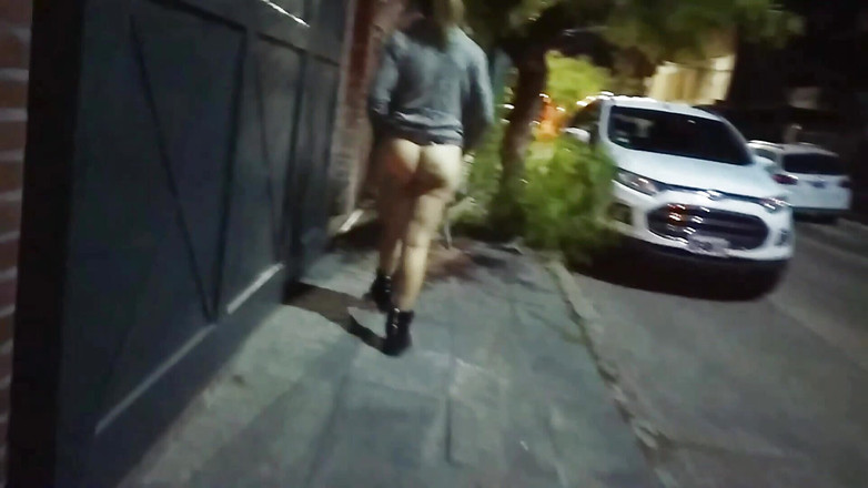 Activecouplearg: Sesso all'aperto per strada la gente ci guarda scopare nel...