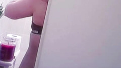 hot suman: Desi Bhabhi video v koupelně
