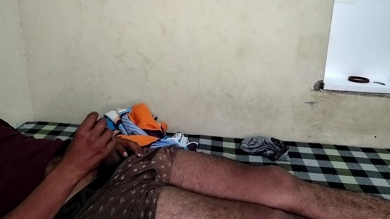 Yourdidipriya: Bhabhi Caught Devar Jerking off Her Big Dick Inside Blanket