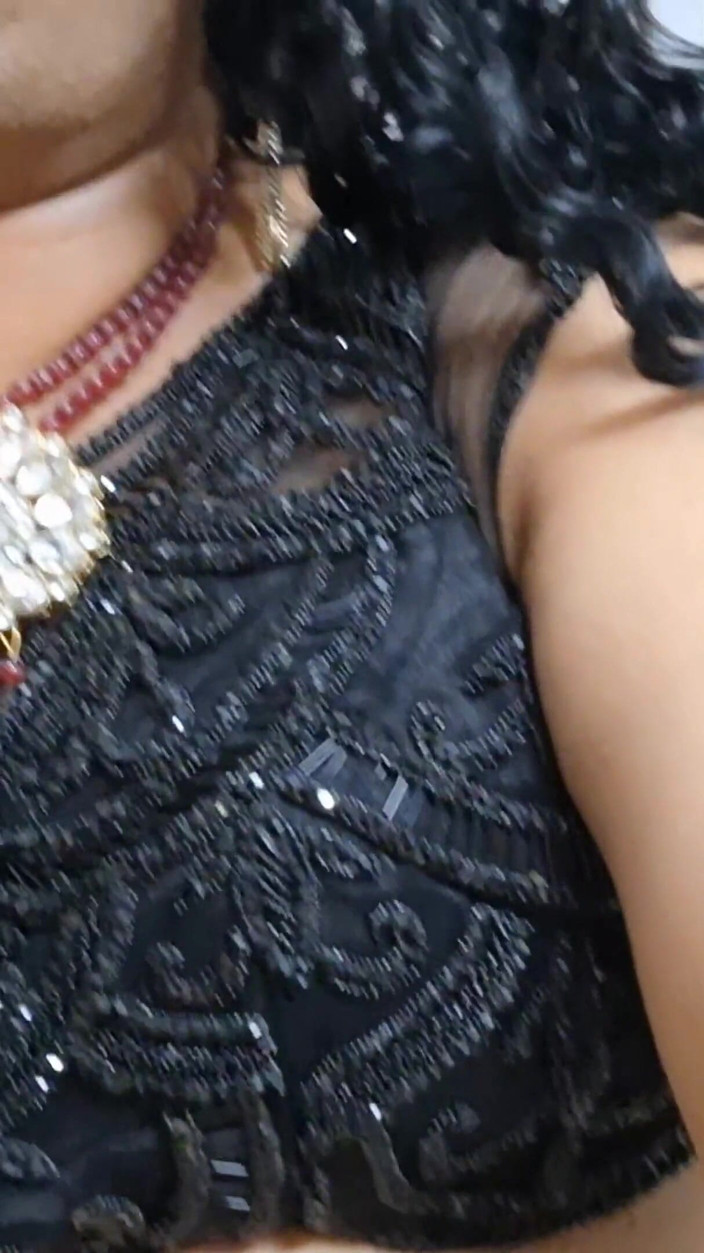 Indiansissychubby: Dhurandhar รุ่นแม่น่าเย็ดกับควยใหญ่และยิงน้ําเงี่ยน