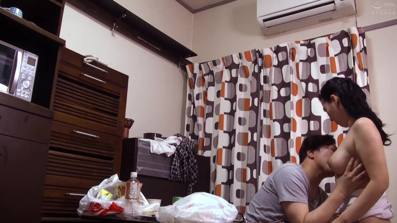 Vulture: Roztomilá stará dáma, která řídí budovu v bytě - Opravdu chci šukat! 1