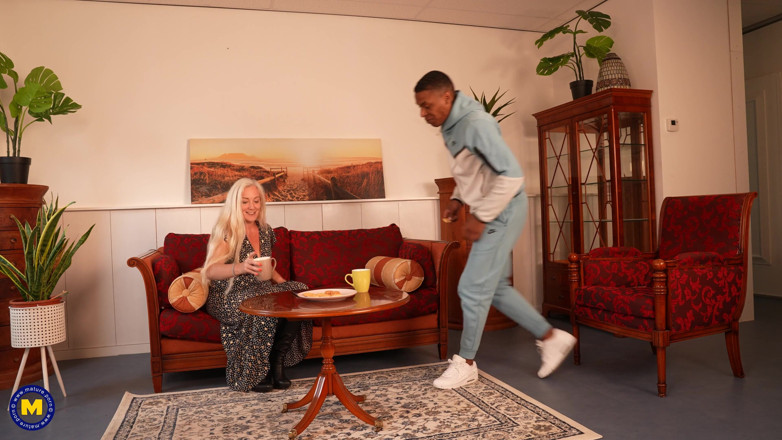 Mature NL: Naughty Dutch MILF Lexxie Wilde Gets Banged by Her Stepson's...