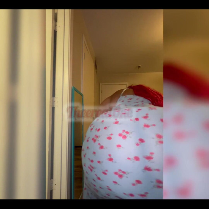 Biggdebbie solo: BBW Shaking That Ass for You Stepdaddy