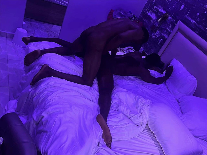 Stilesbhalifa1: 남친의 로맨틱한 침실 섹스