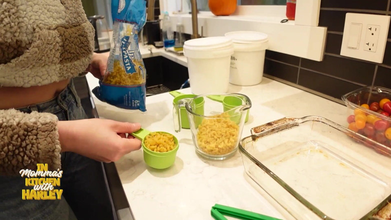 Harley Sin: Kök med Harley Mac N Cheese Edition