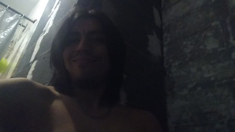 AlexAlejandro13: Sukar untuk melihat saya telanjang seperti itu lengkap
