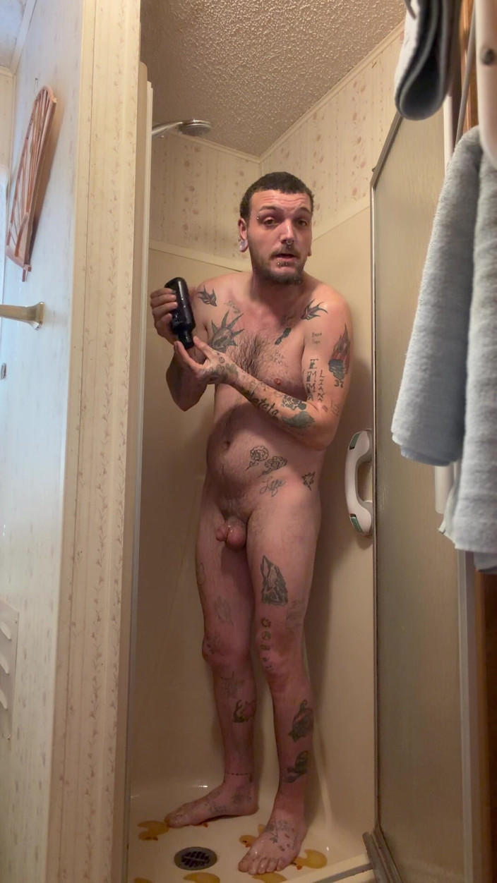 Jonbrink69: 淋浴 pt2