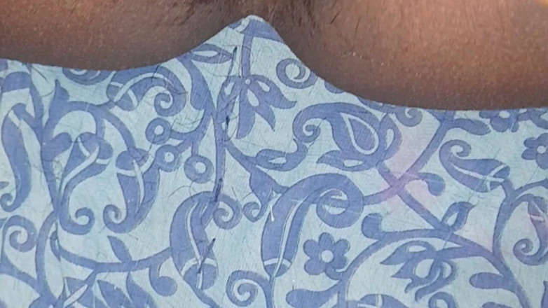 Kajal ki chut: Aku ngasih kontol adik iparku di mulutnya, dia ngentot memeknya...