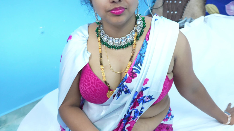 Nelam bhabhi: Массаж дези бхабхи и анальный секс, сексуальное аудио