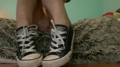 TheRealKittyD: Quickie, wichsanleitung, auf meine converse