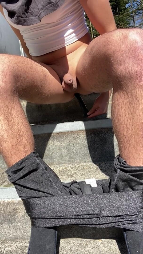 Luca-twink: Maricas brinca fora com vibrador até gozada