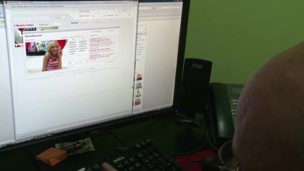 Lethal Teens: Blondýnka s malými kozami šuká hluboko a dobře