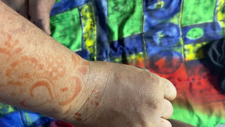 Angoori: Dada Poti Sex