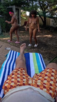 Twisted Nimphs - Rosie and Pam's Sexy Pool Party - Część 2