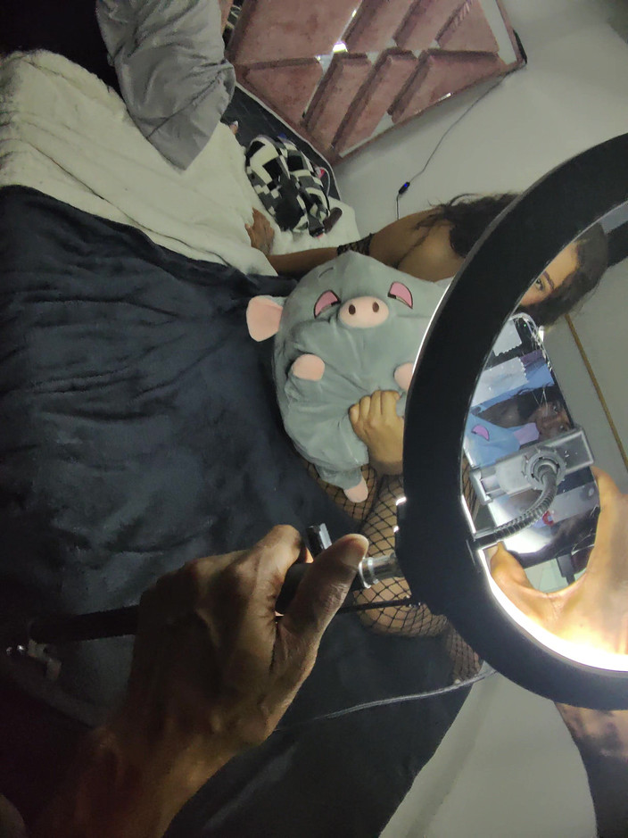 PABLO N3GROBAR: Temporada cuatro - Cummy Bear en primer plano 6