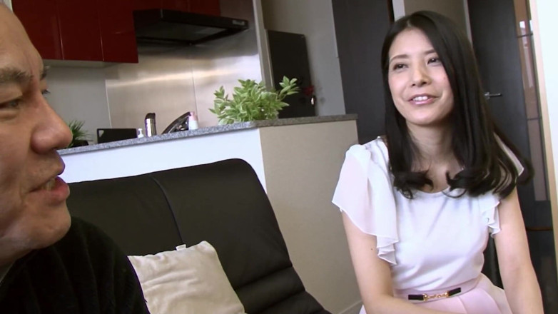 JAPAN IN LOVE: Japanse tienerscène 3 magere brunette tiener geniet van neuken met een...