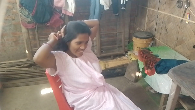 Localpron1: Rukia, fille sexy du village, se fait baiser par un...