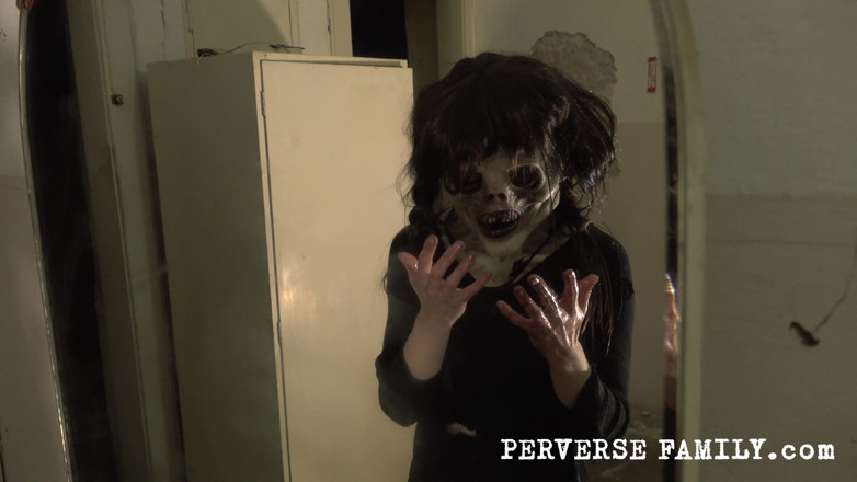 Perverse Family: Familia perversa 25.3 (temporada 2) fantasía de deseo enmascarado