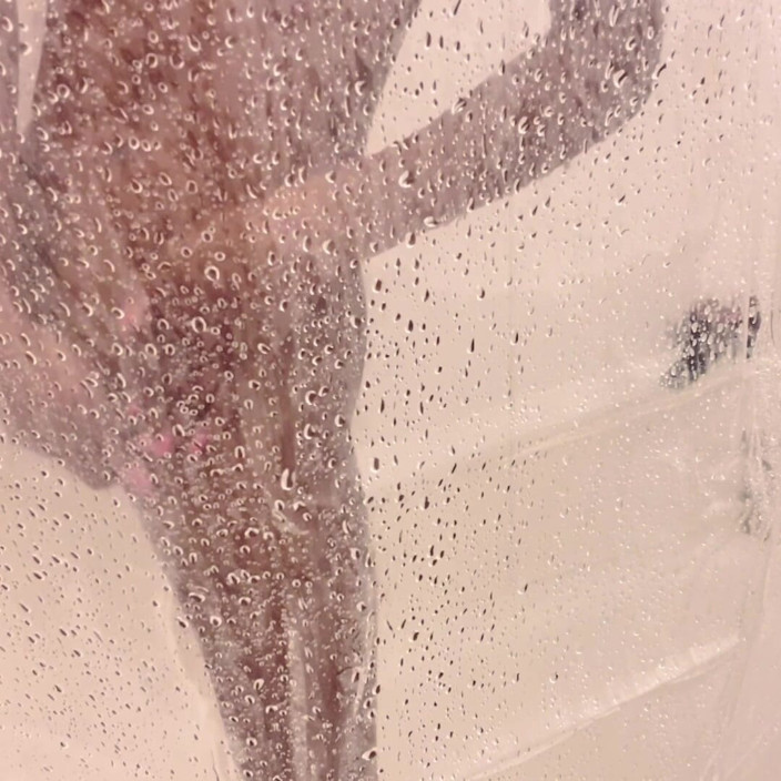 Emilycreams1: Shaving in the Shower 2