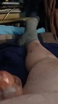 与玩具的精液视频