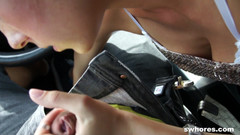 Swhores: Dziwka na ulicy uderzyła! autor Swhores